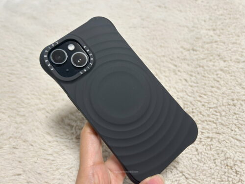 ウェーブシリコンケースの写真