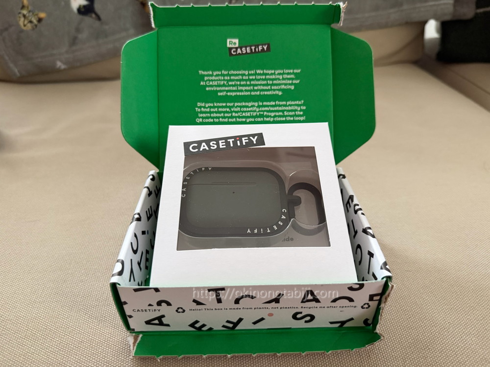 CASETiFYのAir Podsケースの実物写真