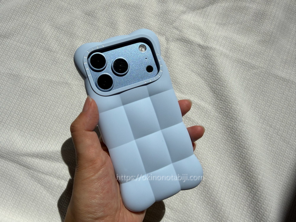 CASETiFYのクラウドケースの写真